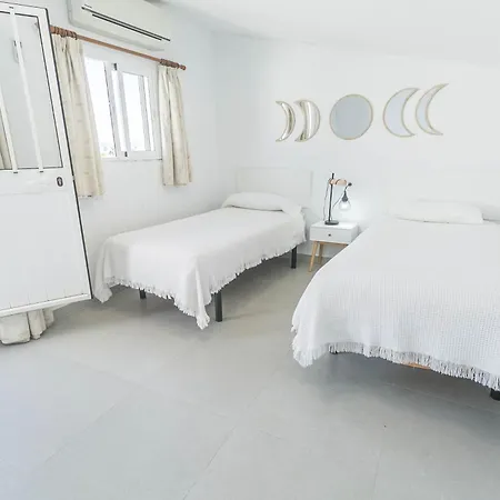 Holiday home Canovas - Casa Bajamar Con Piscina Nerja