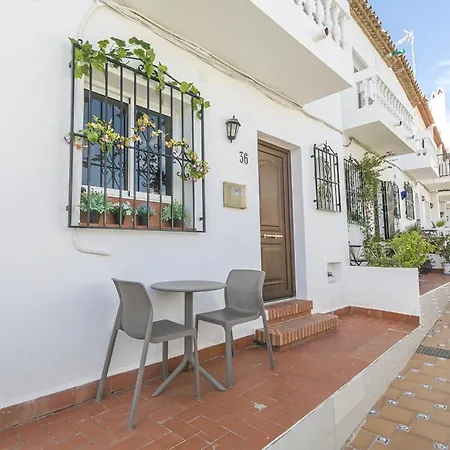 Holiday home Canovas - Casa Bajamar Con Piscina Nerja