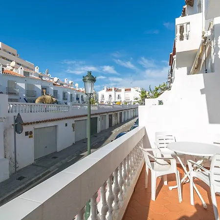 Holiday home Canovas - Casa Bajamar Con Piscina Nerja